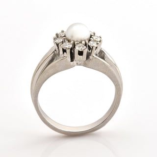 Perlenring aus 585 Weißgold mit Brillant, nachhaltiger second hand Schmuck perfekt aufgearbeitet
