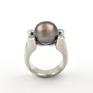 Perlenring aus 585 Weißgold mit Brillant, nachhaltiger second hand Schmuck perfekt aufgearbeitet