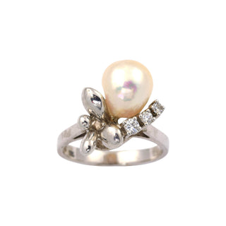 Perlenring aus 585 Weißgold mit Brillant, nachhaltiger second hand Schmuck perfekt aufgearbeitet