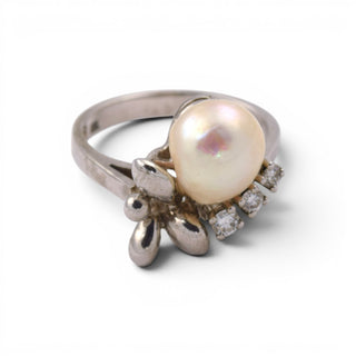 Perlenring aus 585 Weißgold mit Brillant, nachhaltiger second hand Schmuck perfekt aufgearbeitet