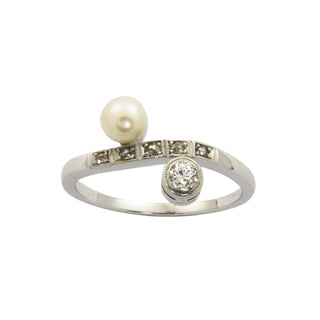 Ring aus 585 Weißgold mit Perle, Diamant und Brillant, nachhaltiger second hand Schmuck perfekt aufgearbeitet