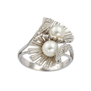 Ring aus 585 Weißgold mit Perle und Diamant, nachhaltiger second hand Schmuck perfekt aufgearbeitet