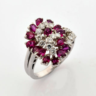 Rubinring aus 750 Weißgold mit Brillant, nachhaltiger second hand Schmuck perfekt aufgearbeitet