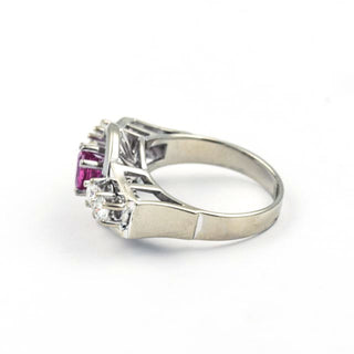 Rubinring aus 750 Weißgold mit Brillant, nachhaltiger second hand Schmuck perfekt aufgearbeitet