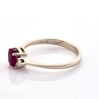 Rubinring aus 585 Weißgold mit Brillant, nachhaltiger second hand Schmuck perfekt aufgearbeitet