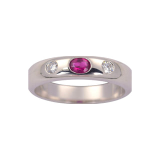 Rubinring aus 750 Weißgold mit Brillant, nachhaltiger second hand Schmuck perfekt aufgearbeitet