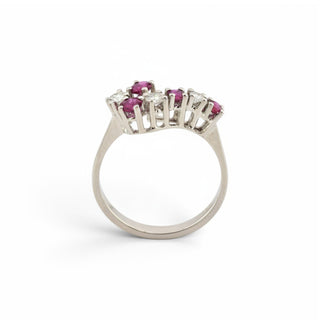Rubinring aus 585 Weißgold mit Brillant, nachhaltiger second-hand Schmuck perfekt aufgearbeitet