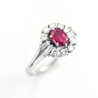 Rubinring aus 585 Weißgold mit Diamant und Brillant, nachhaltiger second hand Schmuck perfekt aufgearbeitet