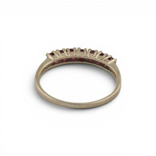 Rubinring aus 585 Weißgold, nachhaltiger second hand Schmuck perfekt aufgearbeitet