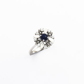 Ring aus 750 Weißgold mit Saphir und Brillant, nachhaltiger second hand Schmuck perfekt aufgearbeitet