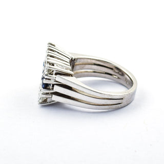 Saphirring aus 750 Weißgold mit Brillant, nachhaltiger second hand Schmuck perfekt aufgearbeitet