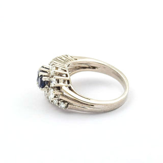 Saphirring aus 585 Weißgold mit Brillant, nachhaltiger second hand Schmuck perfekt aufgearbeitet