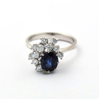 Saphirring aus 585 Weißgold mit Brillant, nachhaltiger second hand Schmuck perfekt aufgearbeitet