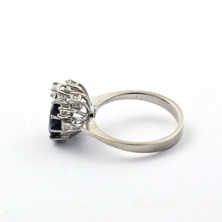 Saphirring aus 585 Weißgold mit Brillant, nachhaltiger second hand Schmuck perfekt aufgearbeitet
