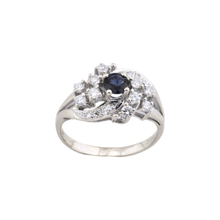 Saphirring aus 585 Weißgold mit Brillant und Diamant, nachhaltiger second-hand Schmuck perfekt aufgearbeitet