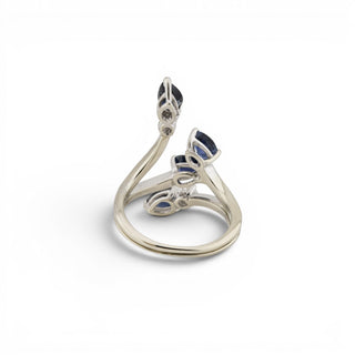 Saphirring aus 585 Weißgold mit Brillant, nachhaltiger second-hand Schmuck perfekt aufgearbeitet