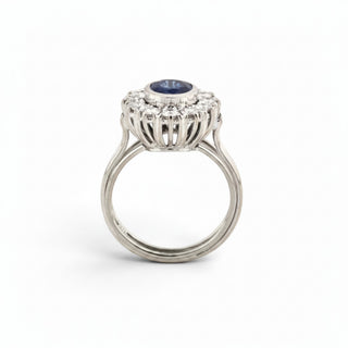 Saphirring aus 585 Weißgold mit Brillant, nachhaltiger second-hand Schmuck perfekt aufgearbeitet
