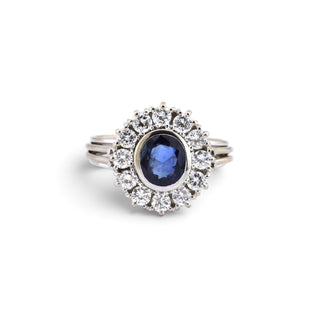 Saphirring aus 585 Weißgold mit Brillant, nachhaltiger second-hand Schmuck perfekt aufgearbeitet