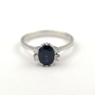 Saphirring aus 585 Weißgold mit Brillant, nachhaltiger second hand Schmuck perfekt aufgearbeitet