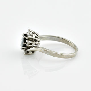 Saphirring aus 750 Weißgold mit Brillant, nachhaltiger second hand Schmuck perfekt aufgearbeitet