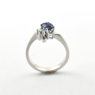 Saphirring aus 585 Weißgold mit Diamant, nachhaltiger second hand Schmuck perfekt aufgearbeitet