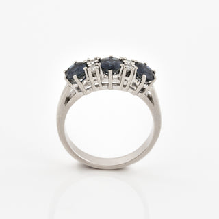 Saphirring aus 585 Weißgold mit Diamant, nachhaltiger second hand Schmuck perfekt aufgearbeitet
