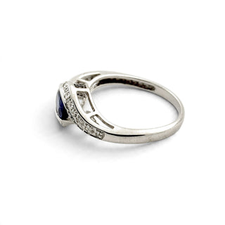 Saphirring aus 750 Weißgold mit Diamant, nachhaltiger second-hand Schmuck perfekt aufgearbeitet