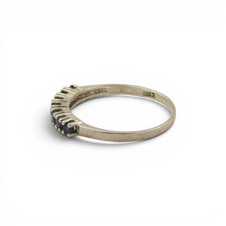Saphirring aus 585 Weißgold, nachhaltiger second hand Schmuck perfekt aufgearbeitet