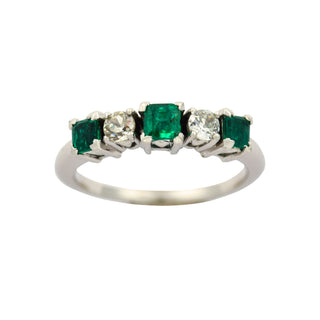 Smaragdring aus 585 Weißgold mit Brillant, nachhaltiger second hand Schmuck perfekt aufgearbeitet