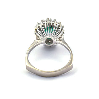 Smaragdring aus 585 Weißgold mit Brillant, nachhaltiger second hand Schmuck perfekt aufgearbeitet