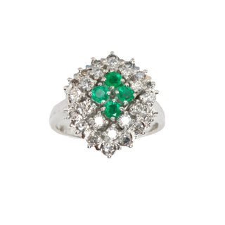 Smaragdring aus 750 Weißgold mit Diamant und Brillant, nachhaltiger second hand Schmuck perfekt aufgearbeitet