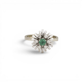 Ring aus 585 Weißgold mit Smaragddoublette und Brillant, nachhaltiger second hand Schmuck perfekt aufgearbeitet