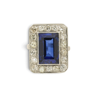 Ring aus 750 Weißgold mit synth. Saphir und Brillant, nachhaltiger second-hand Schmuck perfekt aufgearbeitet