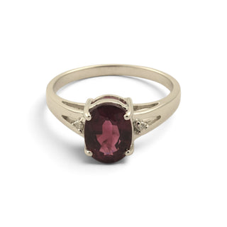 Ring aus 750 Weißgold mit Turmalin und Brillant, nachhaltiger second-hand Schmuck perfekt aufgearbeitet