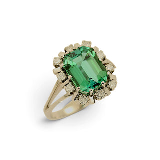 Ring aus 585 Weißgold mit Turmalin und Brillant, nachhaltiger second-hand Schmuck perfekt aufgearbeitet