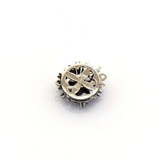 Saphirschließe aus 585 Weißgold, nachhaltiger second hand Schmuck perfekt aufgearbeitet