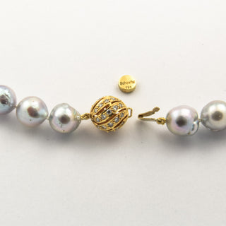 Schoeffel Südseezuchtperlen mit Schließe aus 585 Gelbgold mit Brillant, 43,5 cm, neuwertig, hochwertiger second hand Schmuck perfekt aufgearbeitet