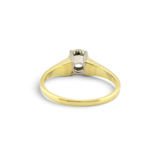 Solitärring aus 585 Gelb- und Weißgold mit Brillant, nachhaltiger second-hand Schmuck perfekt aufgearbeitet