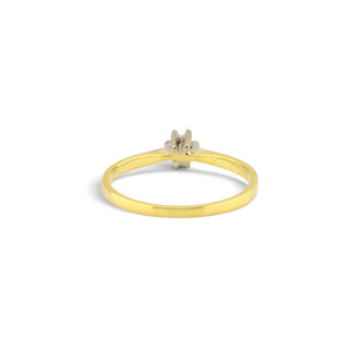 Solitärring aus 585 Gelb- und Weißgold mit Brillant, nachhaltiger second-hand Schmuck perfekt aufgearbeitet