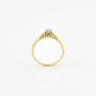 Solitärring aus 585 Gelb- und Weißgold mit Brillant, nachhaltiger second hand Schmuck perfekt aufgearbeitet