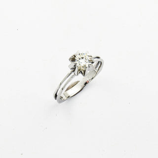 Solitärring aus 585 Weißgold mit Brillant, nachhaltiger second hand Schmuck perfekt aufgearbeitet