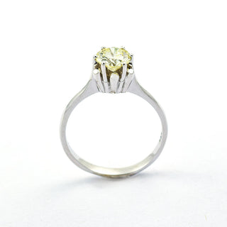 Solitärring aus 585 Weißgold mit Brillant, nachhaltiger second hand Schmuck perfekt aufgearbeitet