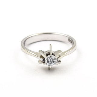 Solitärring aus 585 Weißgold mit Brillant, nachhaltiger second hand Schmuck perfekt aufgearbeitet