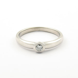 Solitärring aus 585 Weißgold mit Brillant, nachhaltiger second hand Schmuck perfekt aufgearbeitet