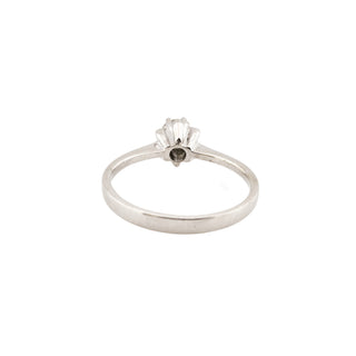 Solitärring aus 585 Weißgold mit Brillant, nachhaltiger second hand Schmuck perfekt aufgearbeitet