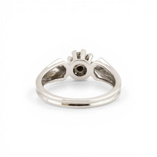 Solitärring aus 585 Weißgold mit Brillant, nachhaltiger second hand Schmuck perfekt aufgearbeitet