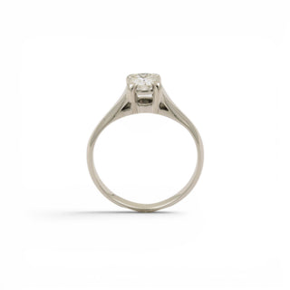 Solitärring aus 585 Weißgold mit Brillant, nachhaltiger second-hand Schmuck perfekt aufgearbeitet