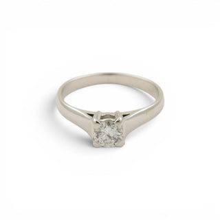 Solitärring aus 585 Weißgold mit Brillant, nachhaltiger second-hand Schmuck perfekt aufgearbeitet