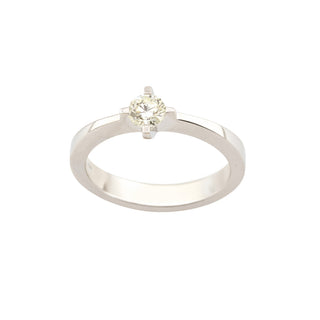 Solitärring aus 585 Weißgold mit Brillant, nachhaltiger second hand Schmuck perfekt aufgearbeitet