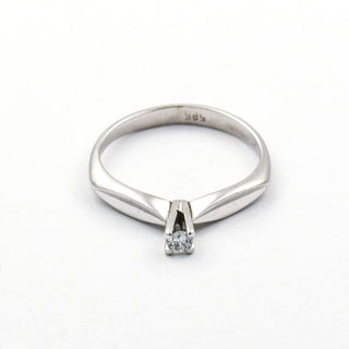 Solitärring aus 585 Weißgold mit Brillant, nachhaltiger second hand Schmuck perfekt aufgearbeitet